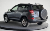 vehicle image #6