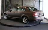vehicle image #6