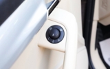 vehicle image #19