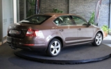 vehicle image #8