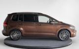 vehicle image #9