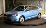 vehicle image #4