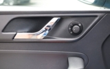 vehicle image #26