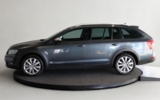 vehicle image #9