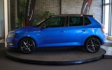 vehicle image #5