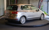 vehicle image #8