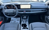 vehicle image #10