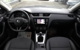 Škoda Octavia Combi 2.0 TDI Elegance/Style – fotografia 10