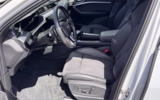 vehicle image #9