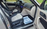 vehicle image #14