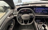 vehicle image #11