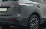 vehicle image #16