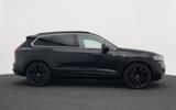 vehicle image #9