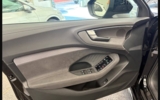 vehicle image #10