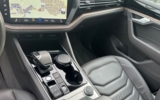 vehicle image #17