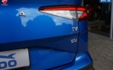 vehicle image #11