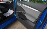 vehicle image #21