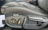 vehicle image #16
