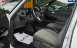 vehicle image #9