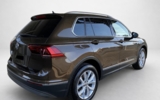 vehicle image #6