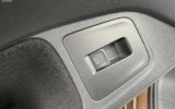 vehicle image #17