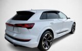 Audi e-tron S quattro 370kW, Multi Matrix-Beam, – fotografia 10