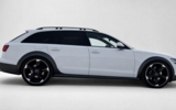 vehicle image #9