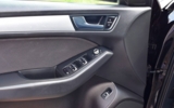 vehicle image #15