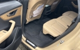 vehicle image #7