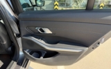 vehicle image #30
