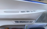 vehicle image #11