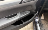 vehicle image #11