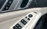 vehicle image #16