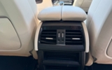 vehicle image #30