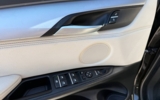vehicle image #11
