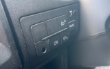 vehicle image #9