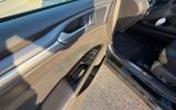 vehicle image #10