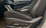 vehicle image #11
