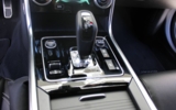 vehicle image #25
