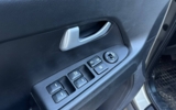 vehicle image #10