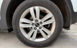 vehicle image #25