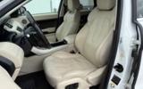 vehicle image #15