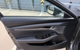 vehicle image #10