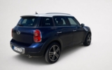 vehicle image #9