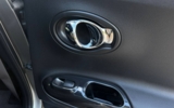 vehicle image #30