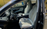 vehicle image #19