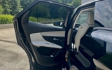 vehicle image #30