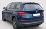 vehicle image #9