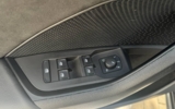 vehicle image #9