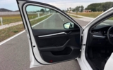 vehicle image #10